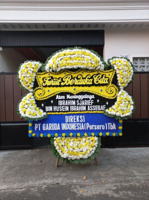 Papan Bunga Duka di Medan Kota